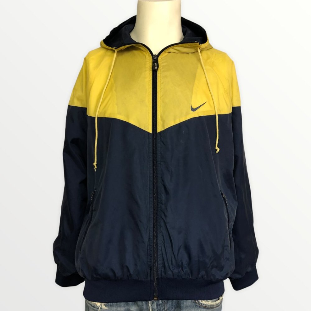 Nike Rare 90's Hooded Windbreaker Medium